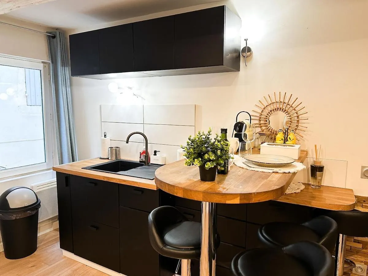 Charming Flat In The Historic Center Of Saint-Remy Apartment 0*, Saint-Remy-de-Provence France